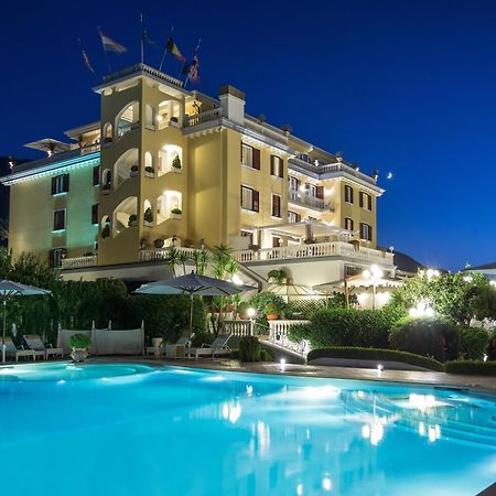La Medusa Hotel - Dimora Di Charme Кастелламмаре-ди-Стабия Экстерьер фото
