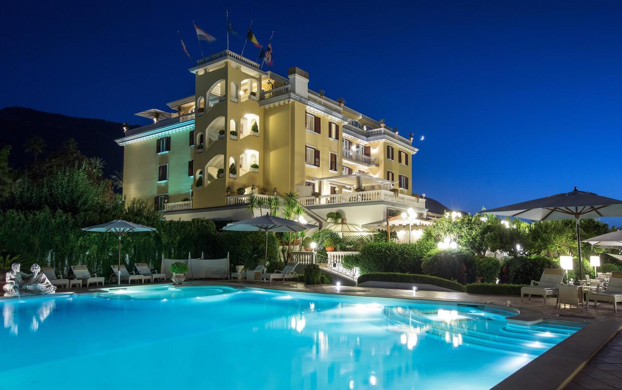 La Medusa Hotel - Dimora Di Charme Кастелламмаре-ди-Стабия Экстерьер фото