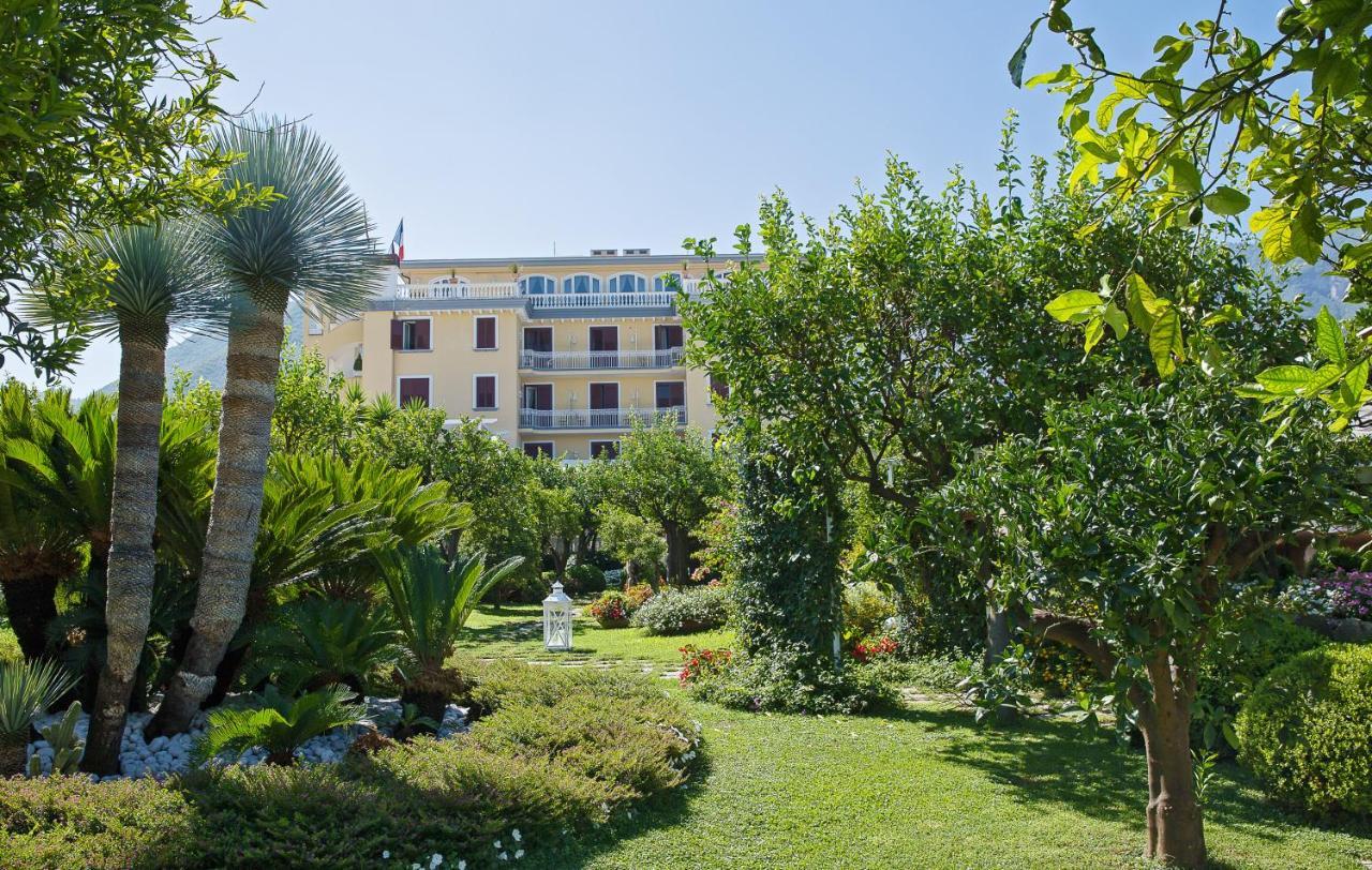 La Medusa Hotel - Dimora Di Charme Кастелламмаре-ди-Стабия Экстерьер фото
